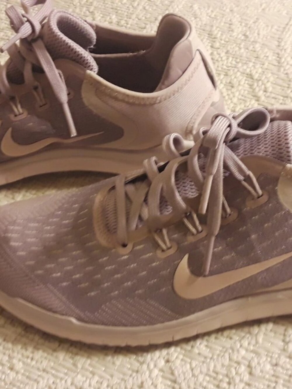 Nike Free RN Women's Size 10 Running Shoes Elemental Rose Gunsmoke